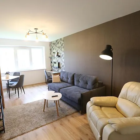 Modern 2 *